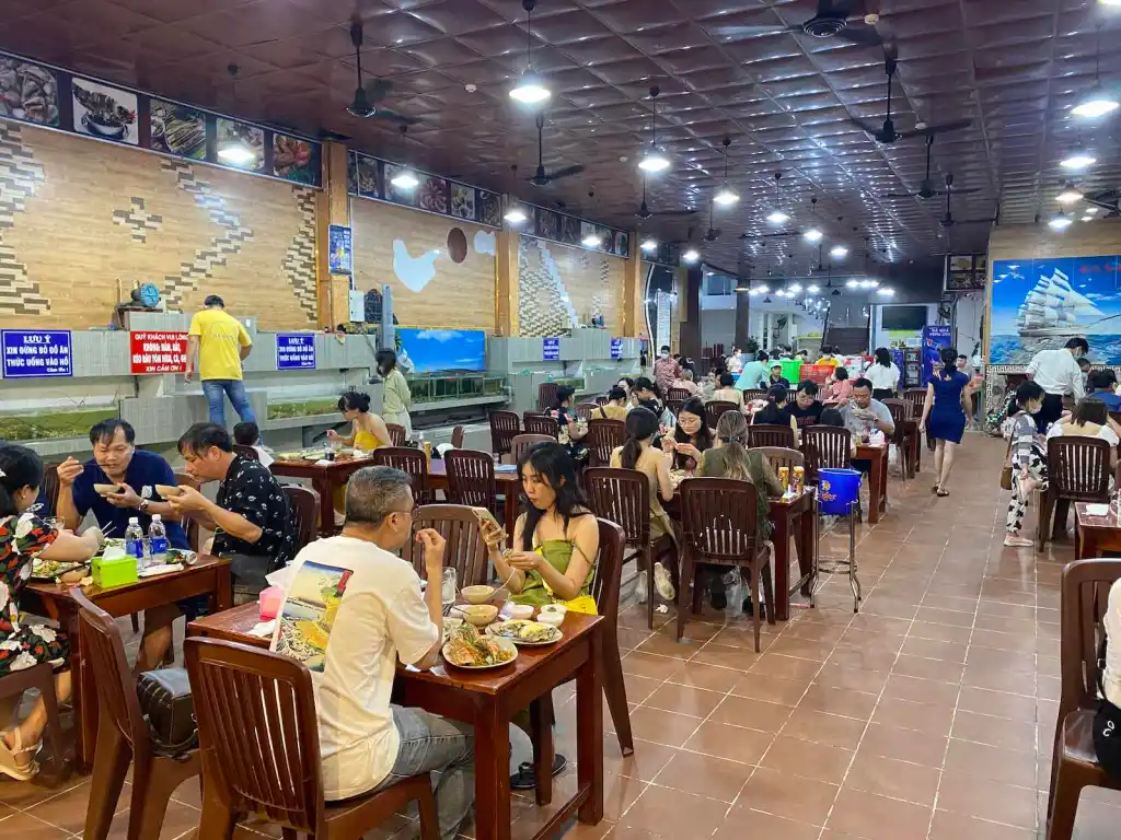 2026년 최고의 푸꾸옥 해산물 레스토랑 가이드