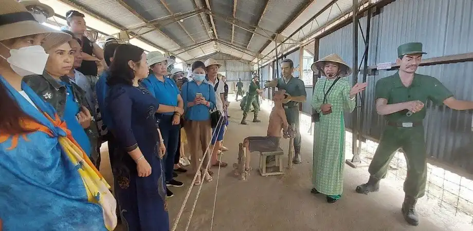 푸꾸옥 감옥: 베트남 역사에 대해 알아야 할 모든 것 25 푸꾸옥 감옥: 베트남 역사에 대해 알아야 할 모든 것