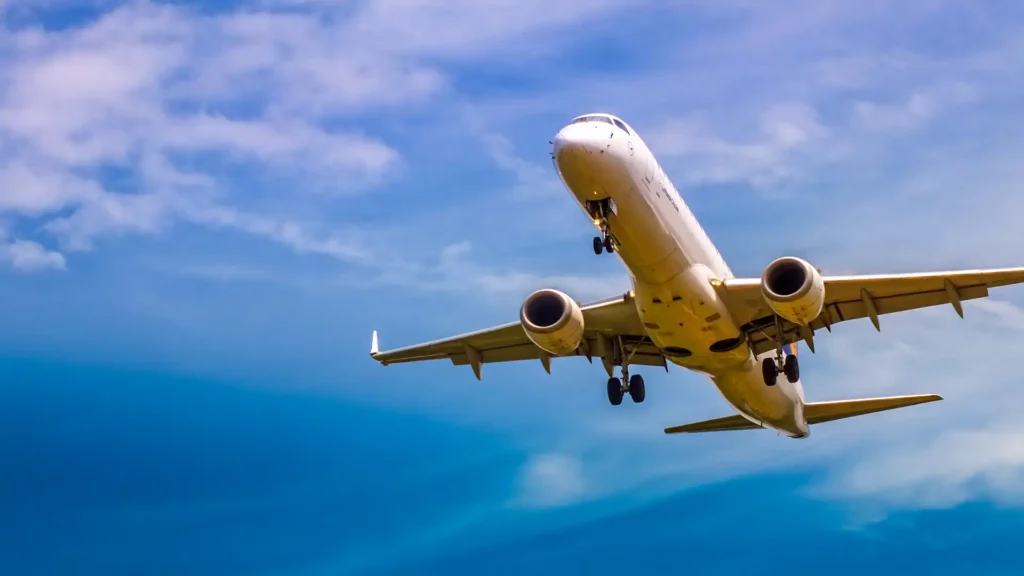 부산에서 푸꾸옥까지 가는 법: 직항, 경유 항공권 완벽 분석 3 부산에서 푸꾸옥까지 직항 비행기를 이용하는 여행객들