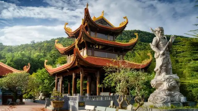 Chùa Hộ Quốc Phú Quốc: 10 Điều Cần Biết Trước Khi Đến Thăm 6 chua ho quoc phu quoc 9