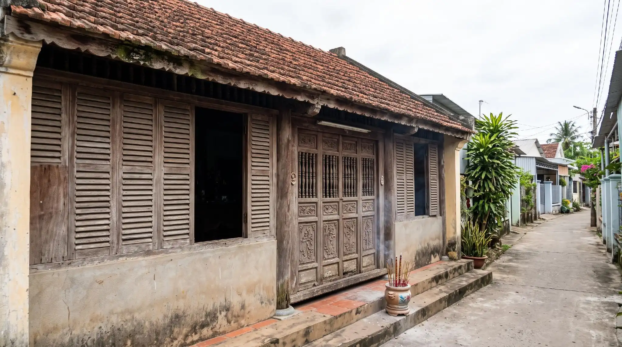 Phu Quoc Pagoda Guide: Visiting Ho Quoc & the Island's Sacred Sites 12 Phu Quoc Pagoda Guide: Visiting Ho Quoc & the Island’s Sacred Sites