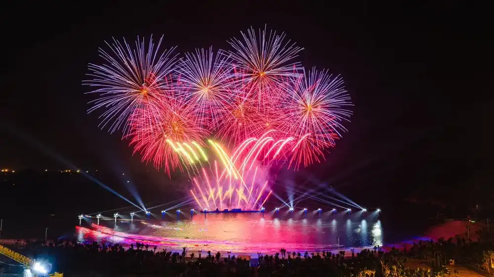 Symphony of The Sea – Bản Giao Hưởng Đại Dương 2026: Lịch Diễn & Vị Trí Xem Đẹp Nhất