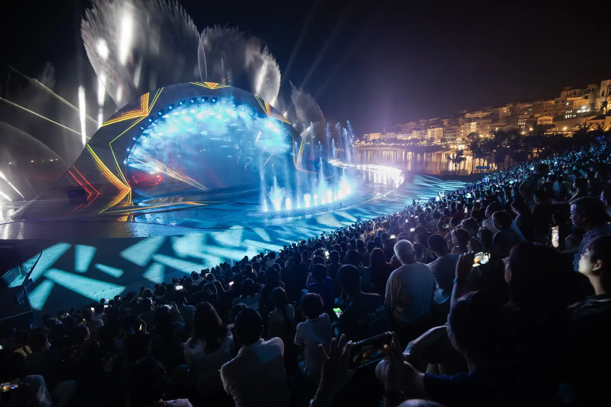 Show Nụ Hôn Của Biển Cả Phú Quốc 2026: Giờ Diễn, Vé & Cách Xem Đẹp Nhất